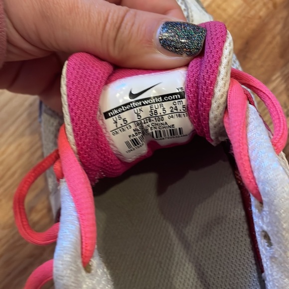 Nike running shoes - Picture 4 of 4